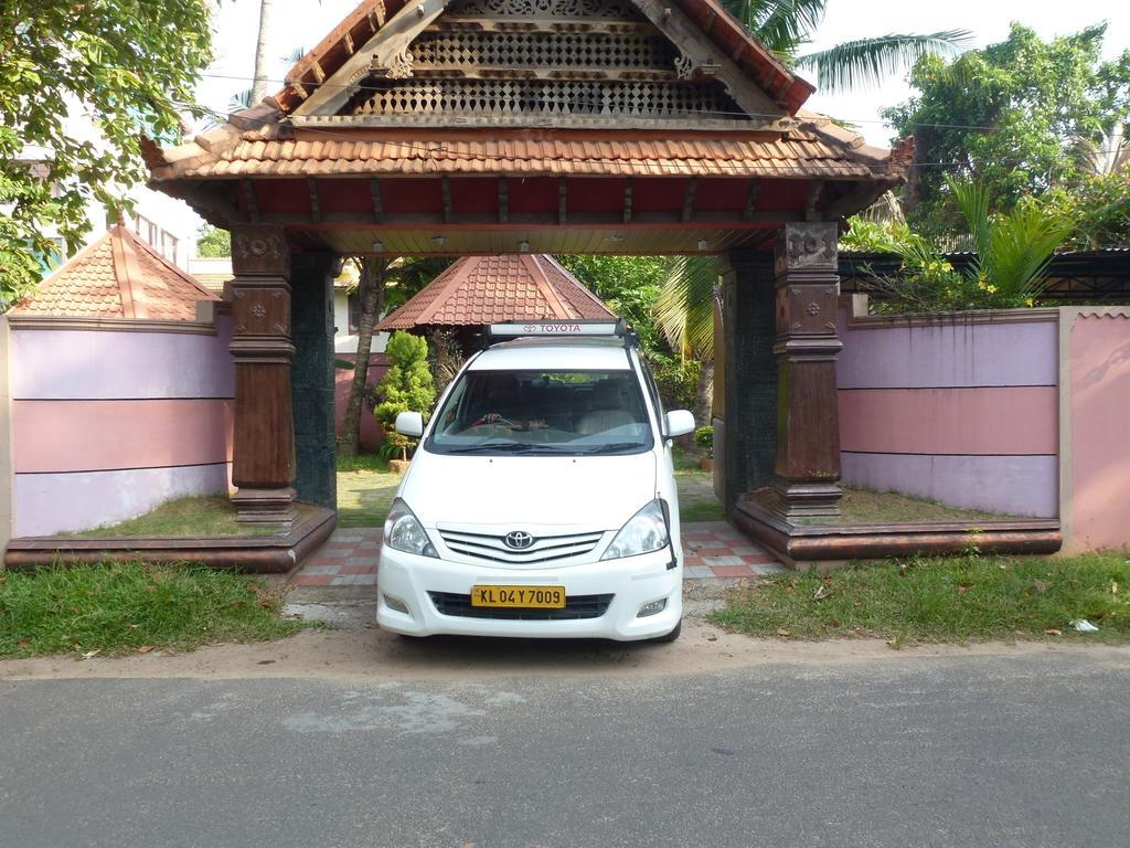 Southcanal Holidays Alappuzha Eksteriør billede